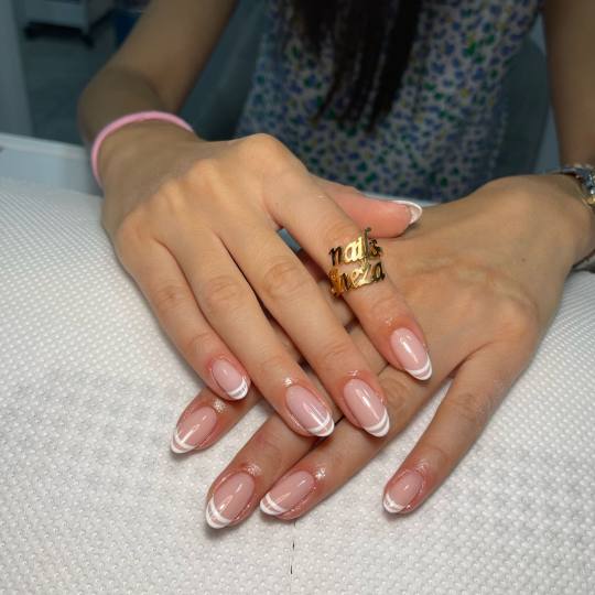 Sneža Nails #beograd Izlivanje noktiju Korekcija noktiju salonski rad - M dužina