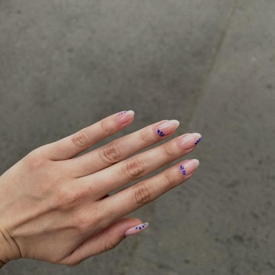 Vanero beauty #beograd Korekcija noktiju Korekcija noktiju - L dužina