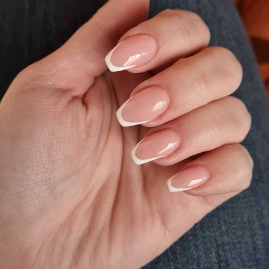 Right Beauty #beograd Ojačavanje noktiju Ojačavanje noktiju gelom dužina 1