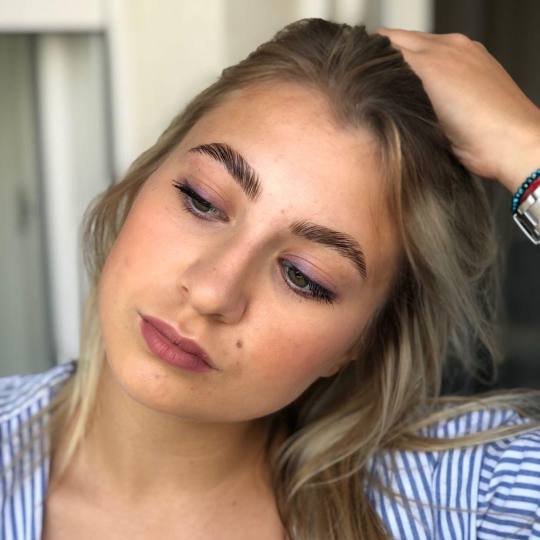 Beauty Studio Asja 2 #novisad Obrve Brow lift Brow lift je tretman podizanja,farbanja i oblikovanja 