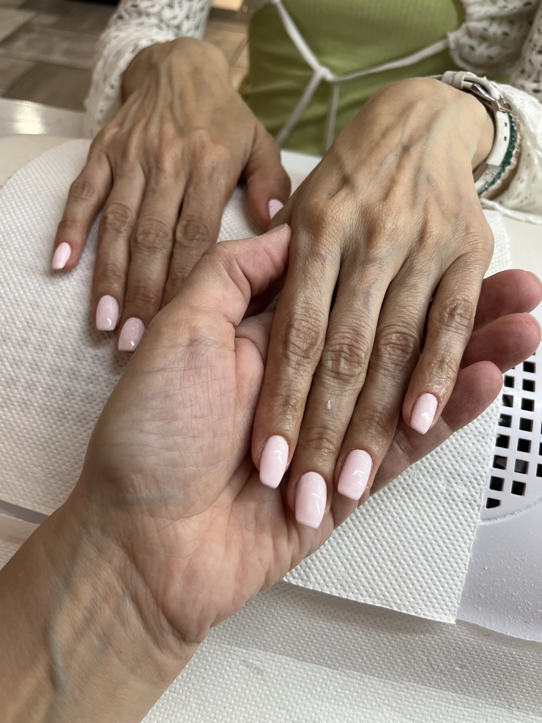 Korekcija ojačavanja / nadogradnje / izlivanja noktiju - Alfaparf Nails, Beograd Korekcija noktiju Nokti Korekcija noktiju, Beograd, Karaburma, Višnjička banja