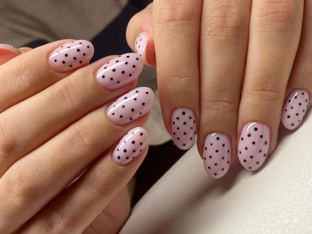 Imperija beauty centar MS #beograd Ojačavanje noktiju Ojačavanje noktiju rubber bazom