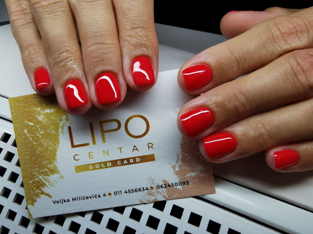 Lipo Centar #beograd Gel lak Manikir + gel lak (prvo mazanje)
