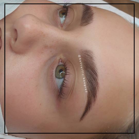Butterfly #beograd Obrve Brow up sa sečenjem obrva farbom Brow lift / laminacija obrva Laminacija o