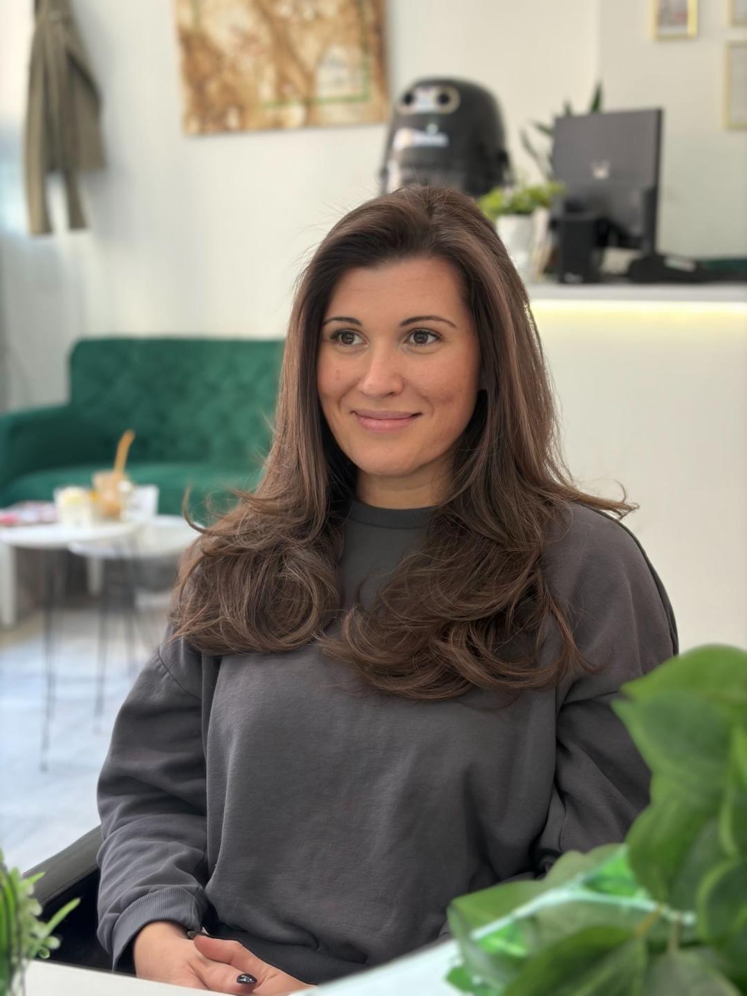 Atelje Glossy Hair #beograd Farbanje kose Blowout cut