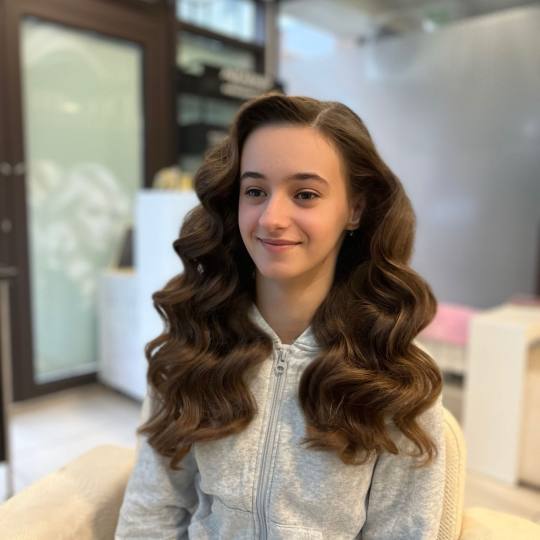 Dream Hair Studio #beograd Svečane i frizure za svadbu Hollywood talasi - ekstra duga kosa