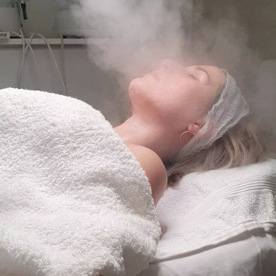 Iva Beauty Lab 2 #beograd Tretman lica Acnipur tretman lica Higijenski tretman lica, ukoliko imate m