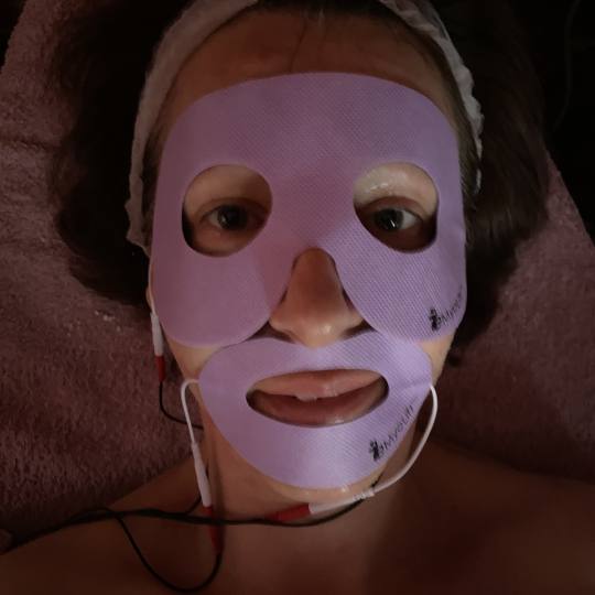 La Femme #beograd Tretman lica Tretman lica MIOLIFT-om Stimulacija misica lica. Rezultati vidljivi o