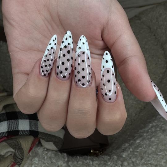 Elle beauty center #novisad Izlivanje noktiju Izlivanje noktiju - XL dužina