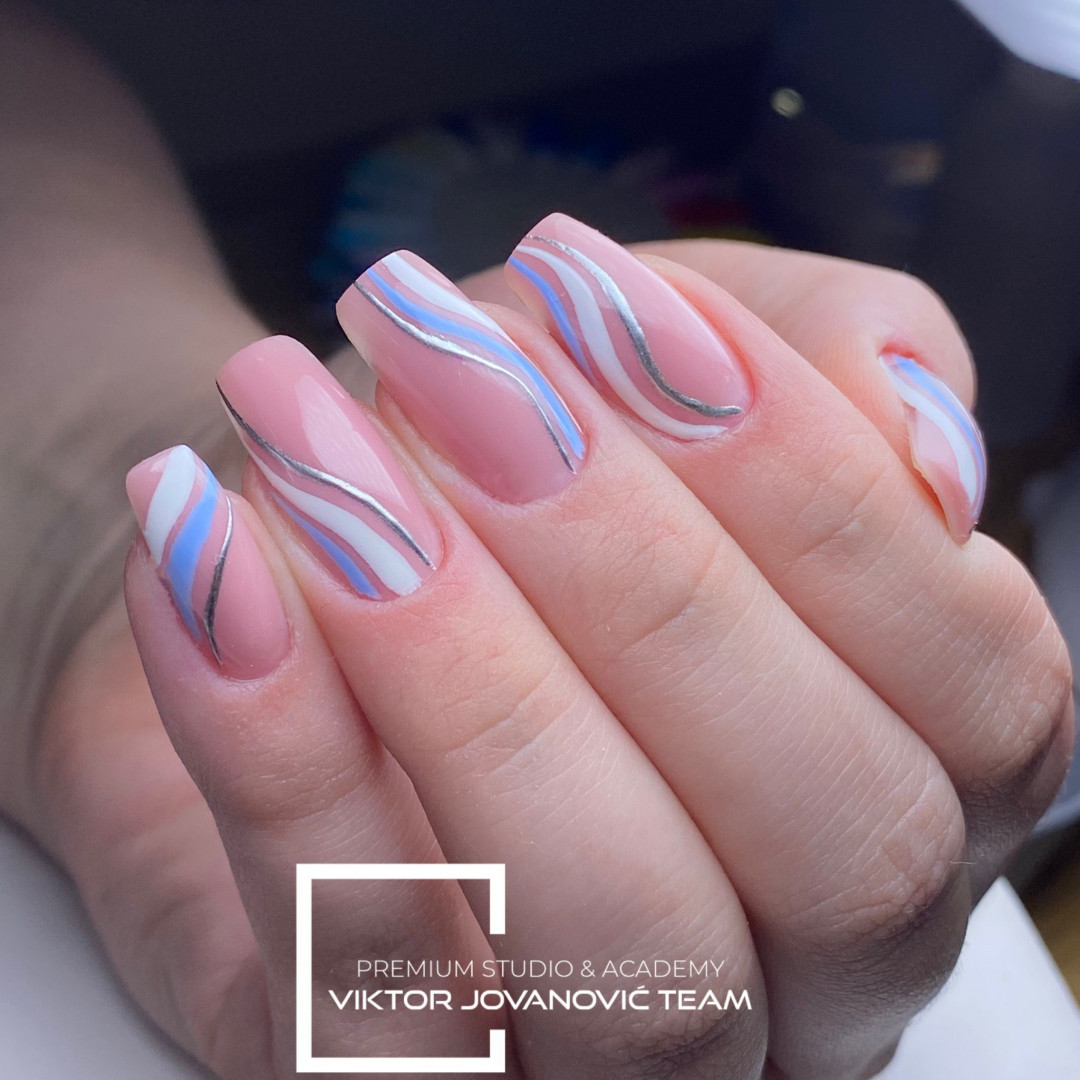 Korekcija noktiju - L velicina - BEAUTY CENTER Viktor Jovanović, Subotica Nadogradnja noktiju Nokti Nadogradnja noktiju, Subotica, Centar