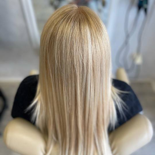Vortex Beauty Hair - Belvil #beograd Farbanje kose Farbanje izrastka i neutralisanje žutih tonova.
