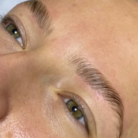 Beauty in Style DM #novisad Obrve Brow lift
