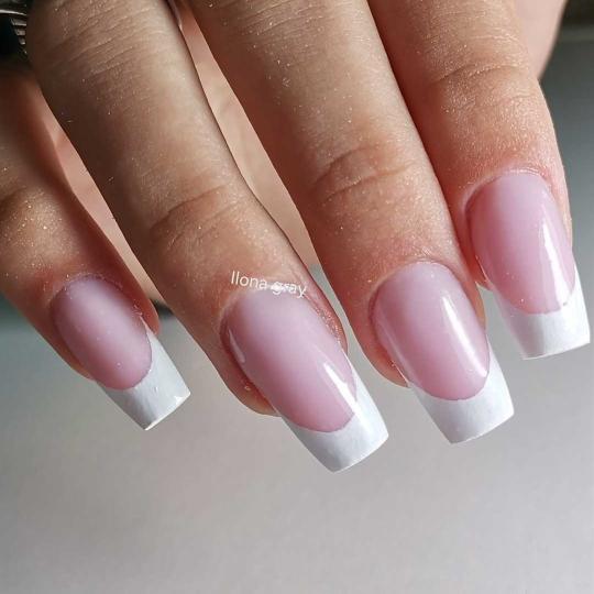 Ilona Gray #beograd Izlivanje noktiju Korekcija izlivanja noktiju gelom - L dužina dodatak frenc