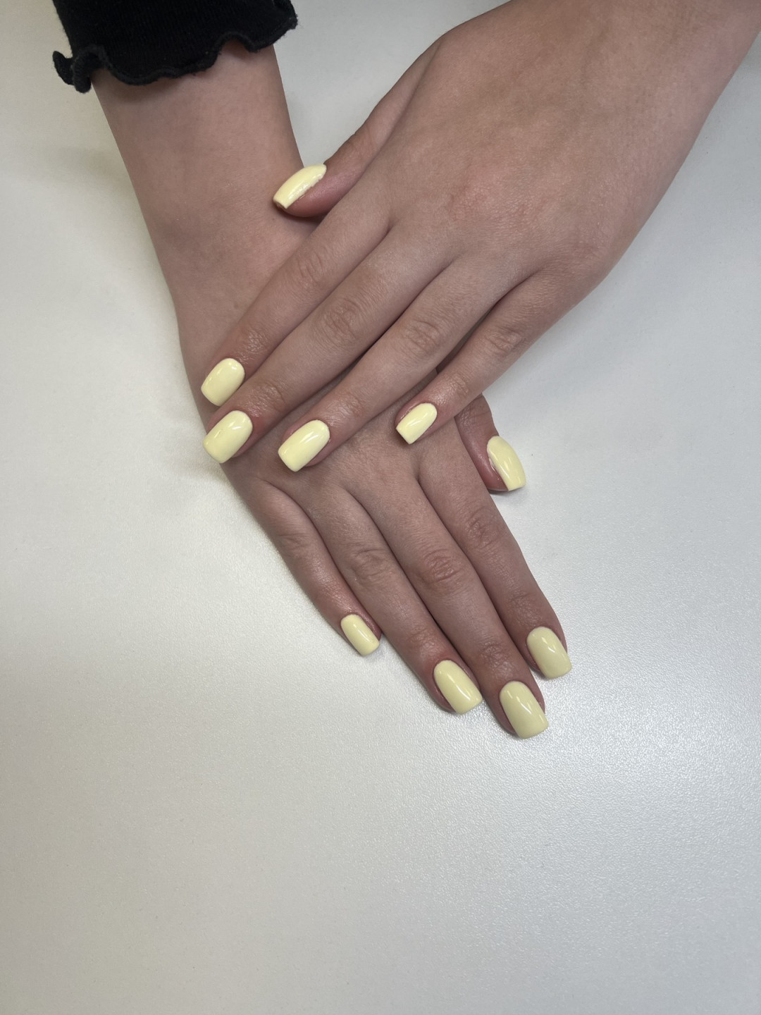 Grkinja Beauty Studio #krusevac Korekcija noktiju Korekcija noktiju - salonski rad