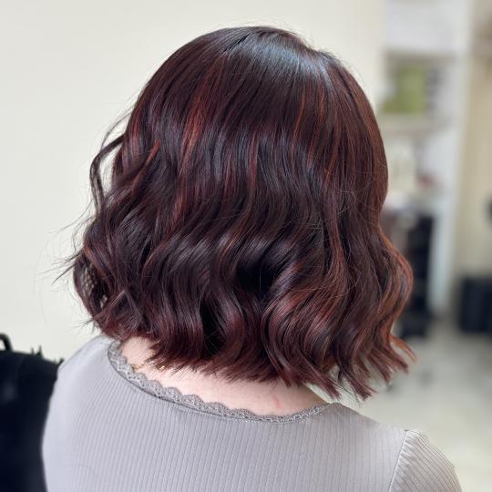 Atelier Kat #beograd Ombre, sombre, balayage Pramenovi, preliv i feniranje-kosa srednje dužine