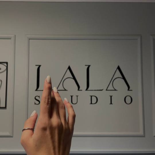 Lala Studio #beograd Izlivanje noktiju Izlivanje noktiju gelom - M dužina