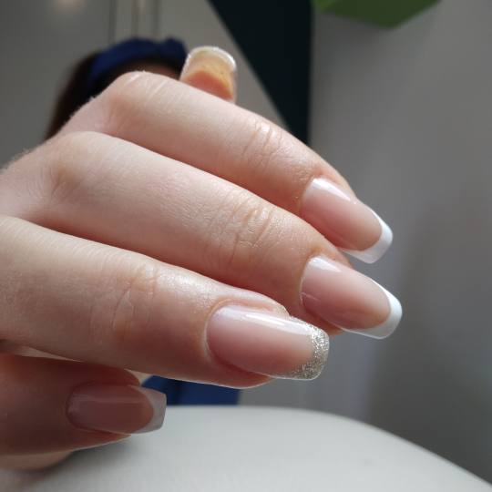 For my Nails #beograd Ojačavanje noktiju Manikir + ojačavanje prirodnih noktiju gelom - M dužina