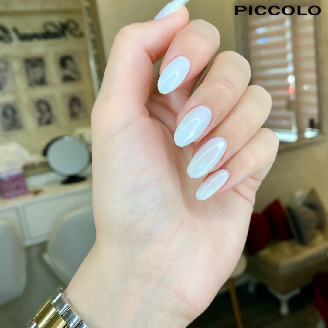Elite Studio Piccolo #beograd Manikir Ruski manikir + ojačavanje noktiju gelom