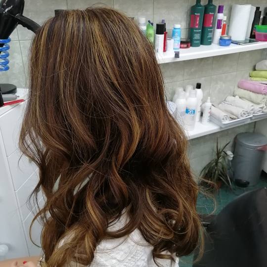 Candy S #novisad Feniranje i stilizovanje Lokne stajler
