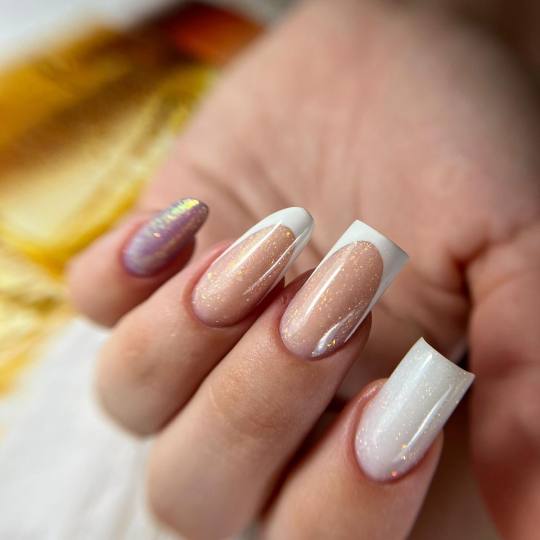 Almari Beauty Concept #kragujevac Izlivanje noktiju Izlivanje noktiju dual tipsama - M dužina