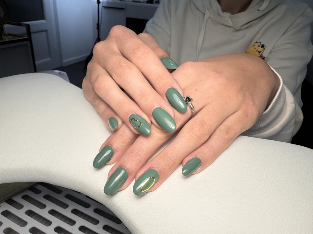 Izlivanje noktiju gelom - S dužina - Belle Ana, Beograd Izlivanje noktiju Nokti Izlivanje noktiju, Beograd, Vračar, Čubura, Crveni krst