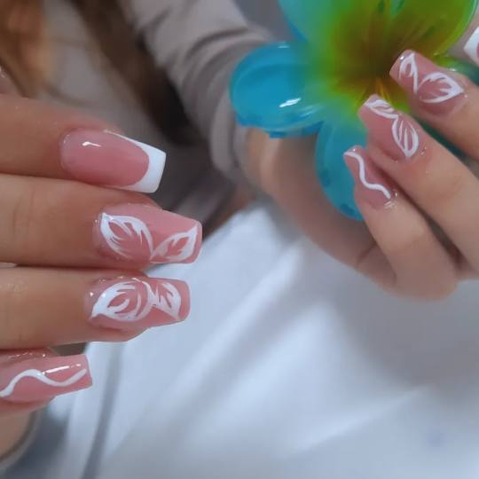 Make Up Jaca #beograd Ojačavanje noktiju Ojačavanje prirodnih noktiju gelom - L dužina Sandra