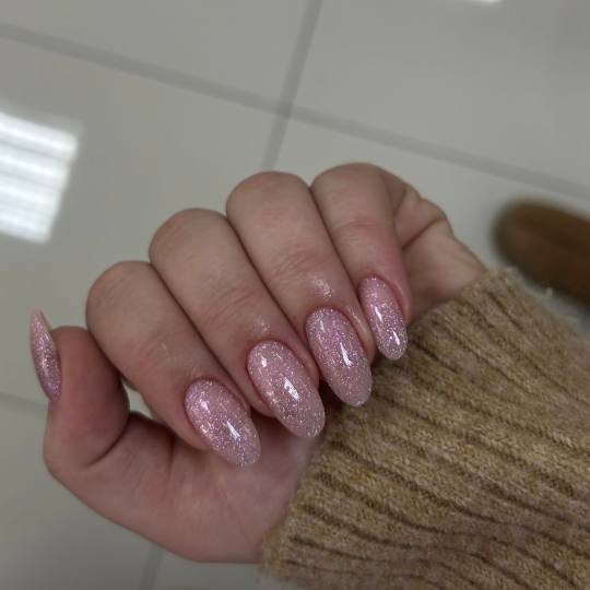 GM Beauty studio #beograd Izlivanje noktiju Korekcija izlivanja noktiju tuđi rad - L dužina