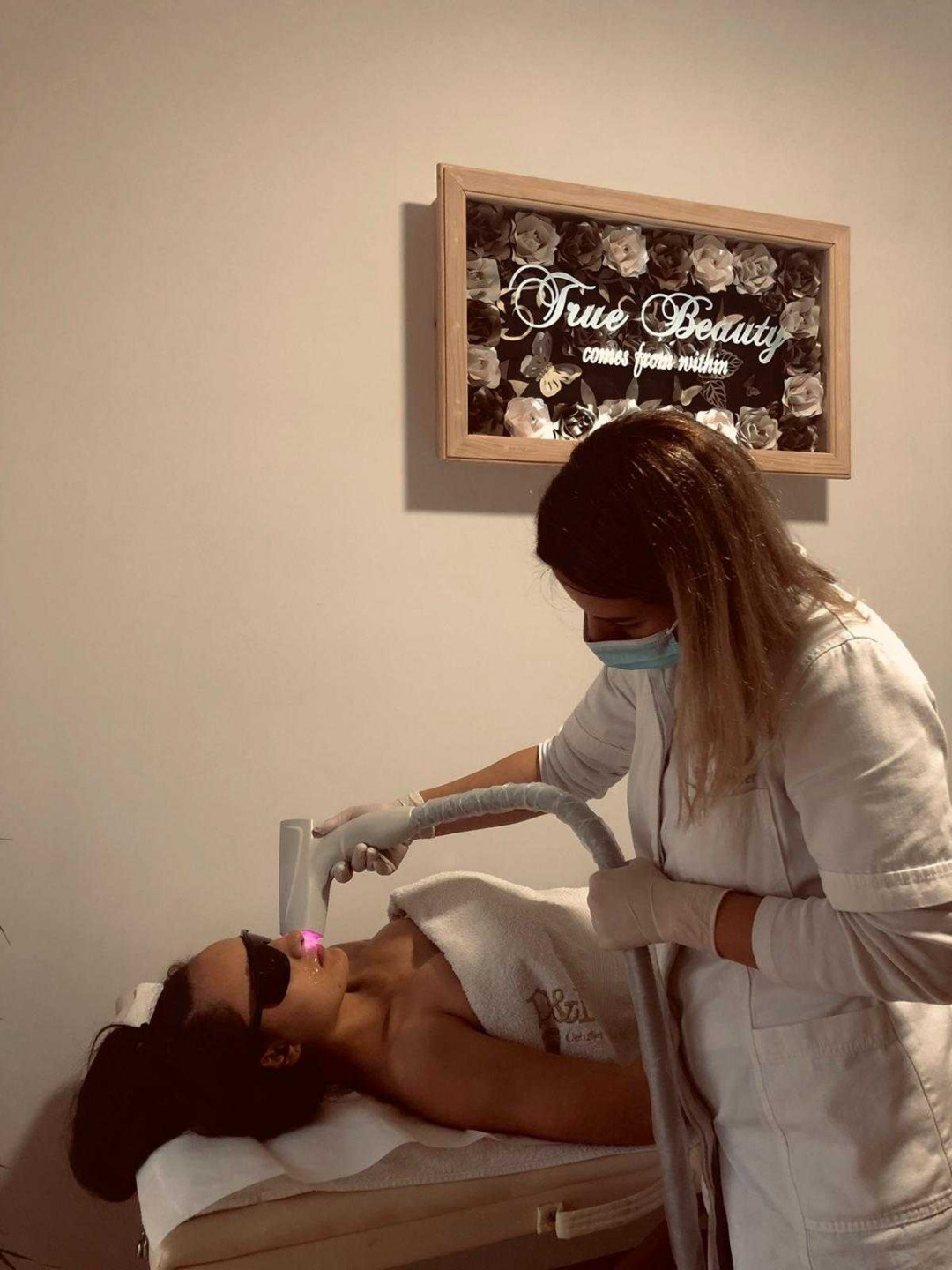 D&D Beauty Center #beograd Laserska epilacija Laserska epilacija celog lica - za dame