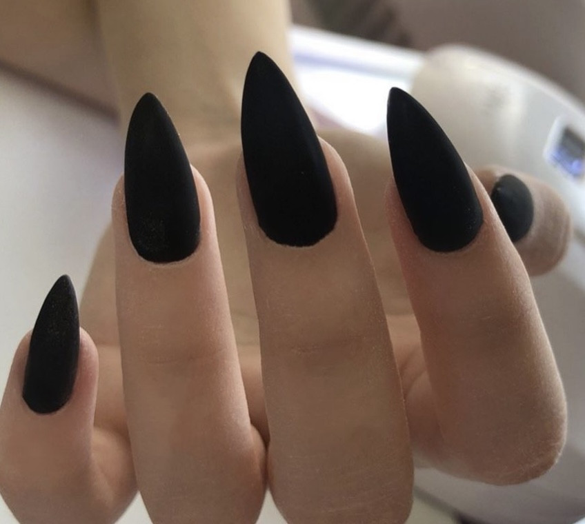 Hill Beauty Centar #beograd Izlivanje noktiju Izlivanje noktiju gelom - M dužina