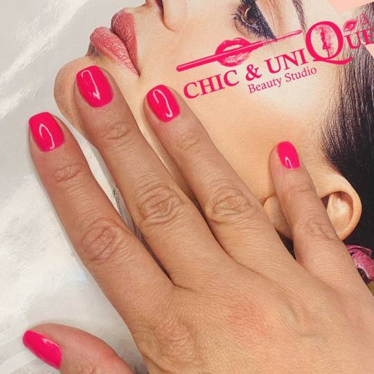 Chic & Unique Beauty Studio #beograd Manikir + gel/lak