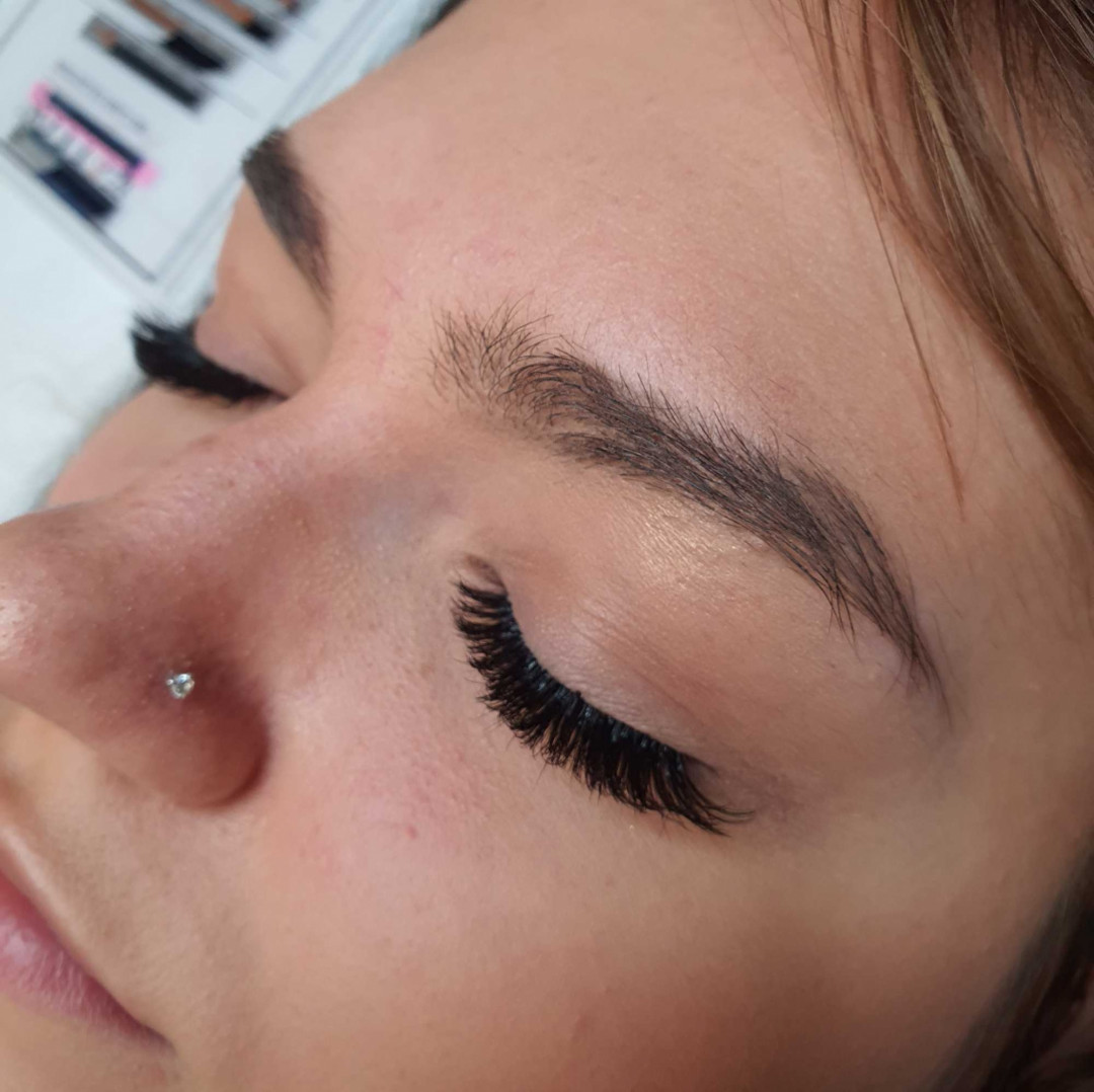 Nadogradnja trepavica - ruski volumen 5D - 8D - Right Beauty, Beograd Nadogradnja trepavica Lice Nadogradnja trepavica, Beograd, Centar, Stari grad, Dorćol