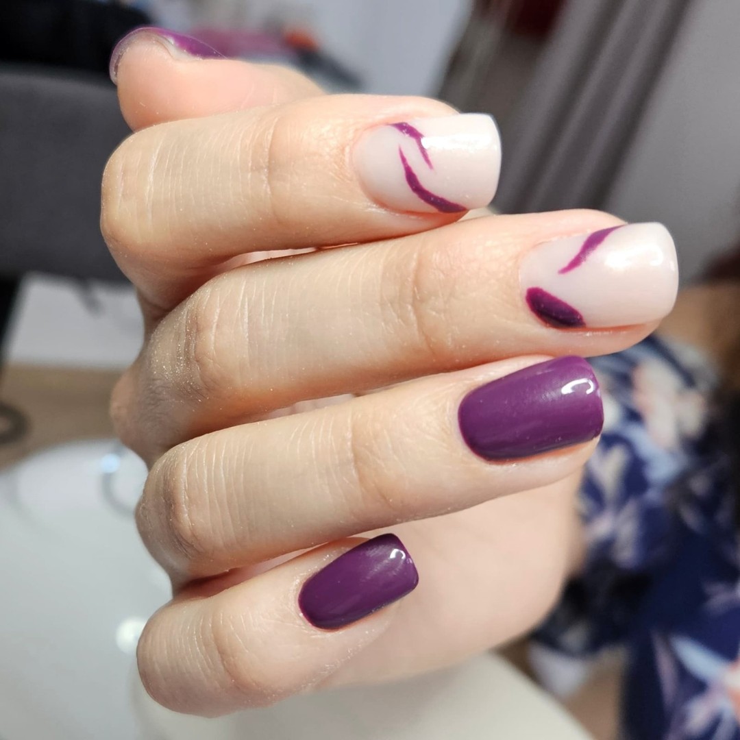 Beauty centar by Alex R #novisad Ojačavanje noktiju Ojačavanje prirodnih noktiju gelom + trajni lak