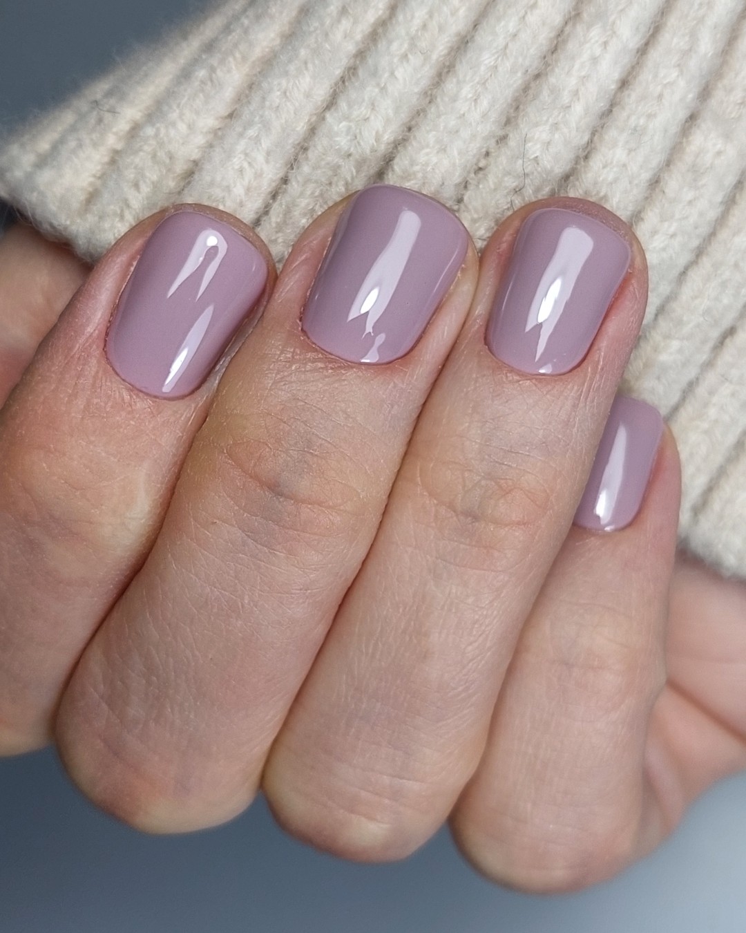 Fearless Beauty Studio #beograd Manikir Manikir + gel lak (kombinovani manikir)