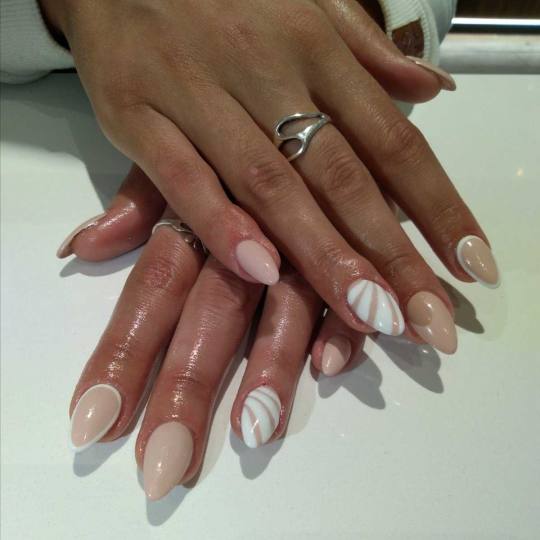 Ada Nails #beograd Nadogradnja noktiju