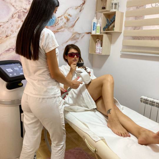 D&D Beauty Center #beograd Laserska epilacija Laserska epilacija celih nogu - za dame