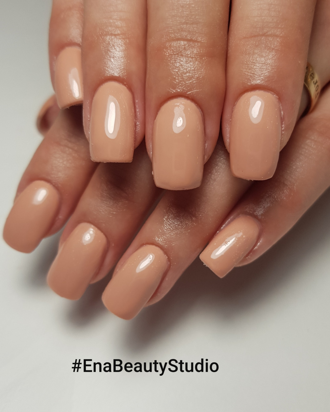 Ena beauty studio #nis Ojačavanje noktiju Izlivanje noktiju gelom - S duzina