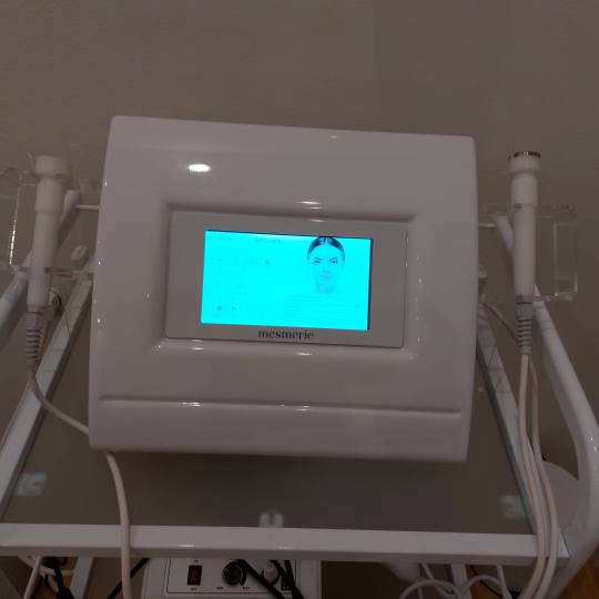 Viva Derm #beograd Radiotalasni i ultrazvučni tretmani RF lifting - lice + vrat + dekolte