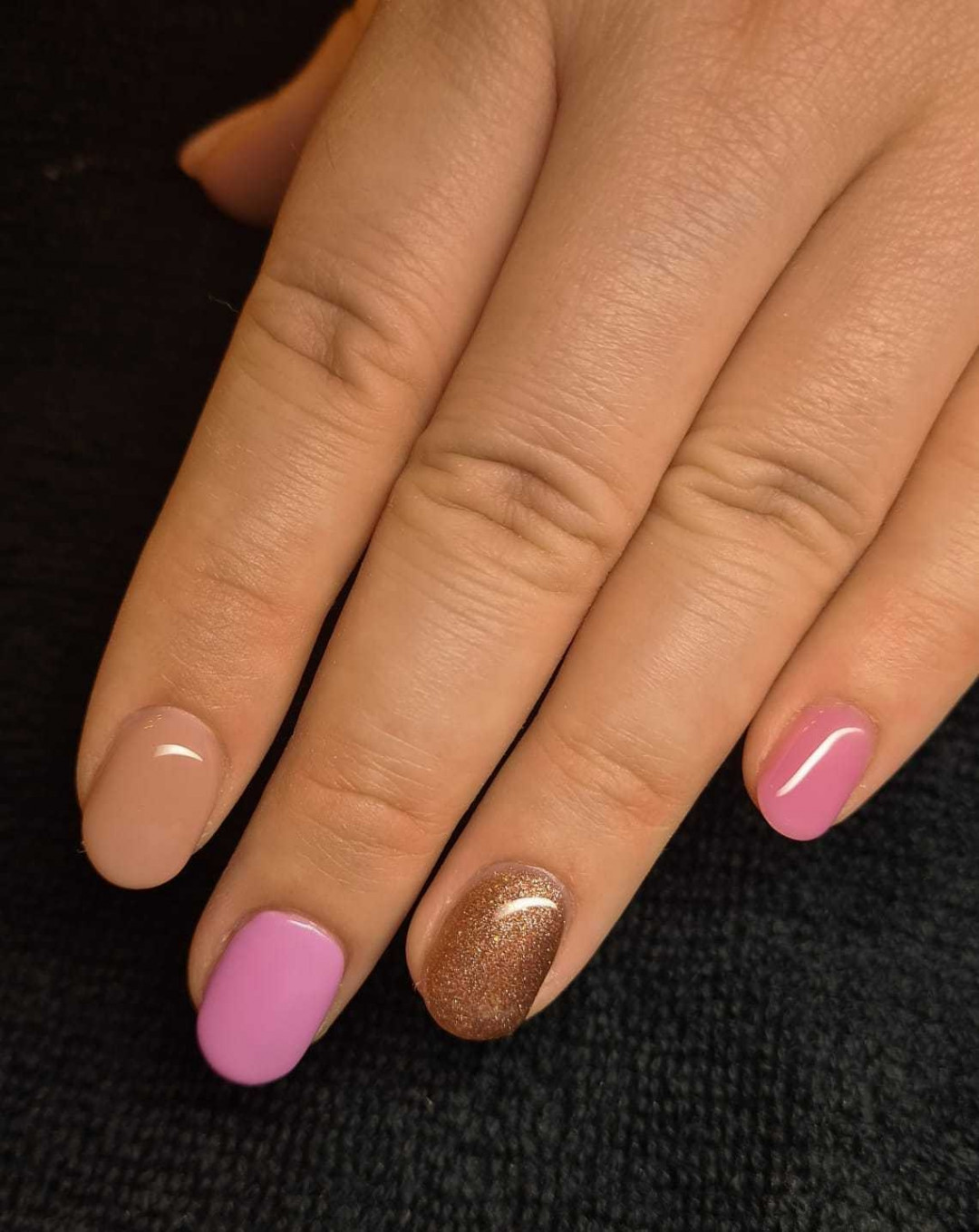 Ojačavanje noktiju gelom dužina 1 - Right Beauty, Beograd Ojačavanje noktiju Nokti Ojačavanje noktiju, Beograd, Centar, Stari grad, Dorćol