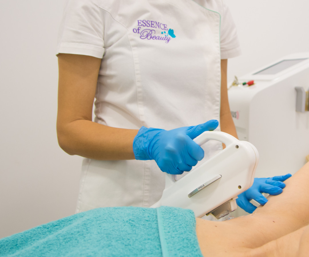 Essence of Beauty Academy #beograd Laserska epilacija Laserska epilacija pazuha - za muškarce