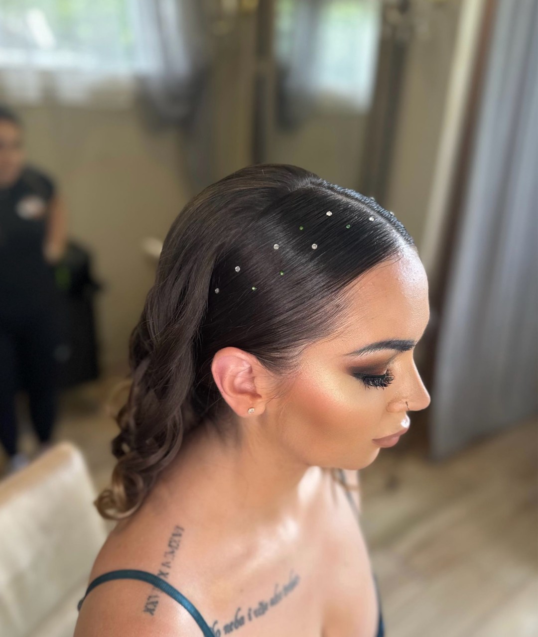 Bibi beauty centar #beograd Make-up / šminkanje Profesionalno šminkanje + veštačke trepavice + svečana frizura