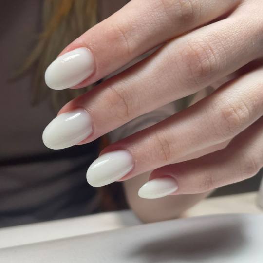 Lala Studio #beograd Izlivanje noktiju Izlivanje noktiju gelom - M dužina
