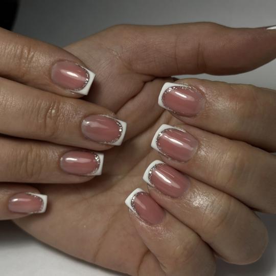 Princess beauty #nis Ojačavanje noktiju Korekcija ojačavanja noktiju gelom - S dužina