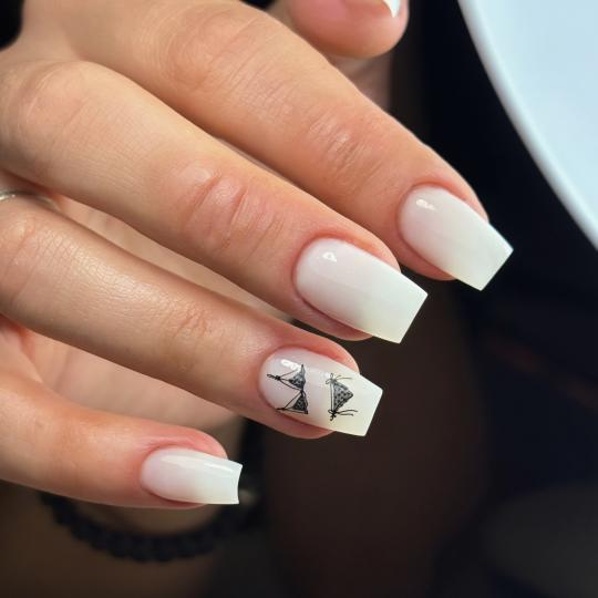 Studio Artistry #beograd Korekcija noktiju Korekcija gela - S dužina Detalj koji podigne ceo look �
