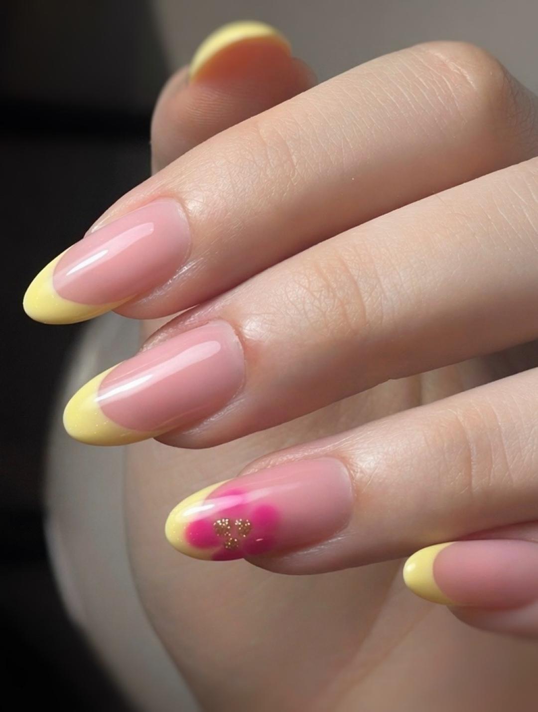 Ojačavanje noktiju gelom - Nails Studio, Beograd Ojačavanje noktiju Nokti Ojačavanje noktiju, Beograd, Banovo brdo