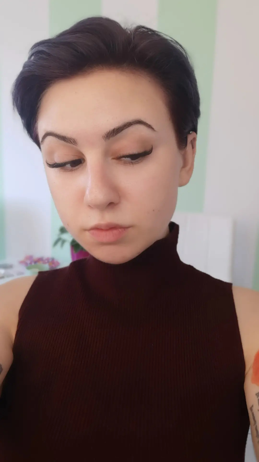 Nadogradnja volumenskih trepavica 4D + oblikovanje obrva GRATIS - Albina Unisex Studio Lepote, Temerin Nadogradnja trepavica Lice Nadogradnja trepavica, Temerin, Centar