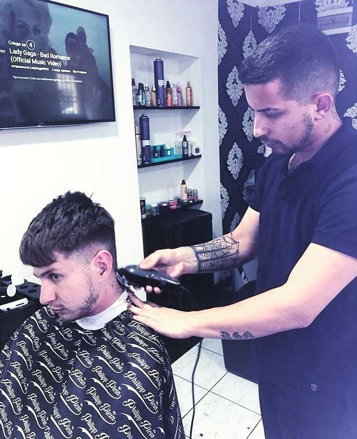 Headroom #beograd Muško šišanje Muško šišanje makazama + mašinicom
