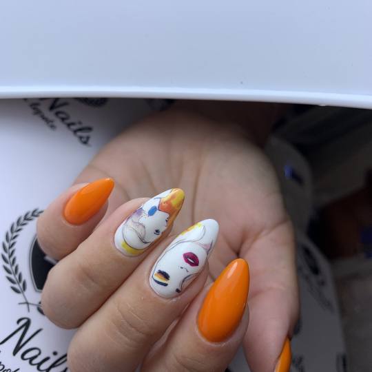 Lela Nails #beograd Izlivanje noktiju Smatrate da nokti u jednoj boji nisu interesantni,a zelite da 