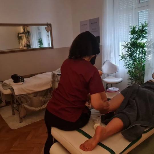 Beauty Republic Beograd #beograd Masaža celog tela Masaža nogu i stopala sa pilingom