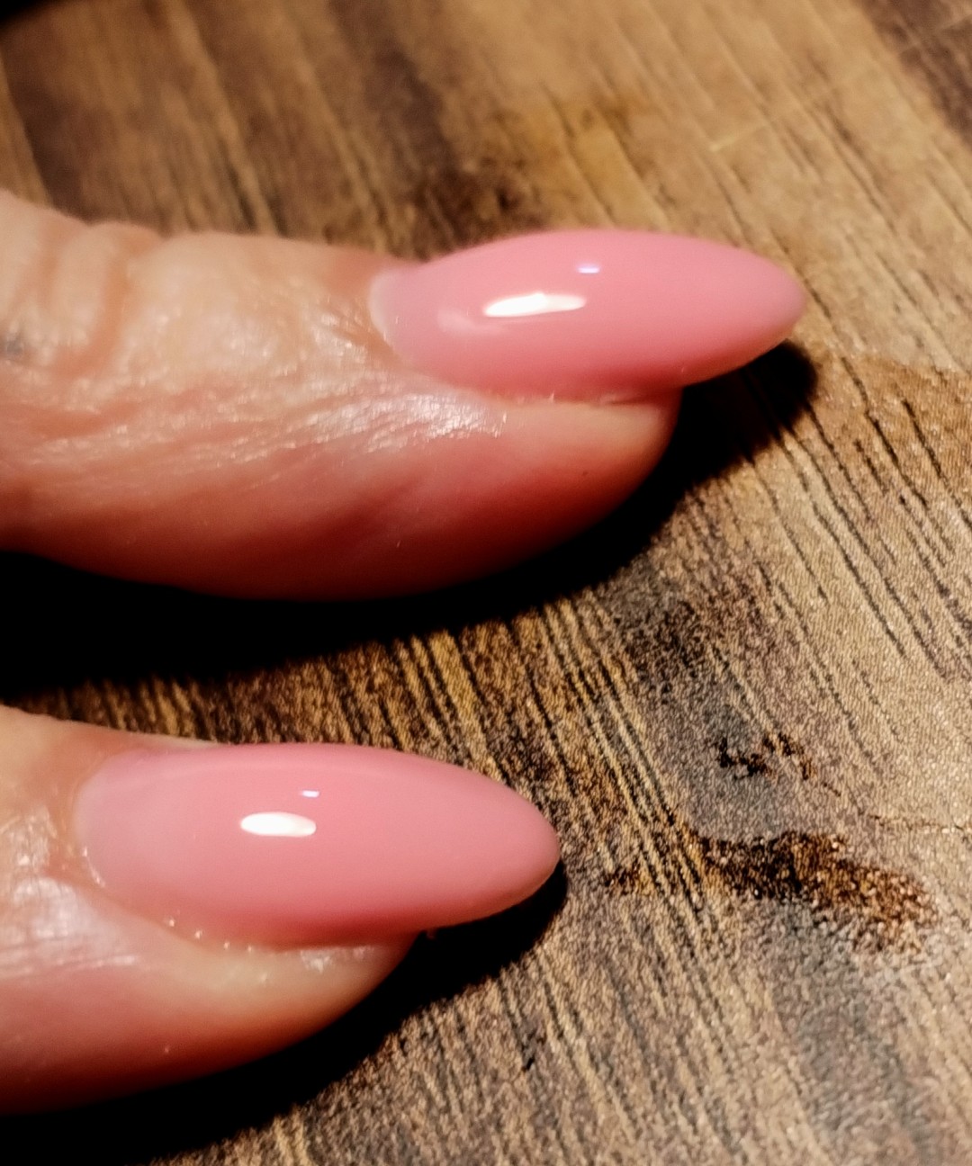 Krispy tattoo & nails #beograd Ojačavanje noktiju Ojačavanje noktiju rubber bazom