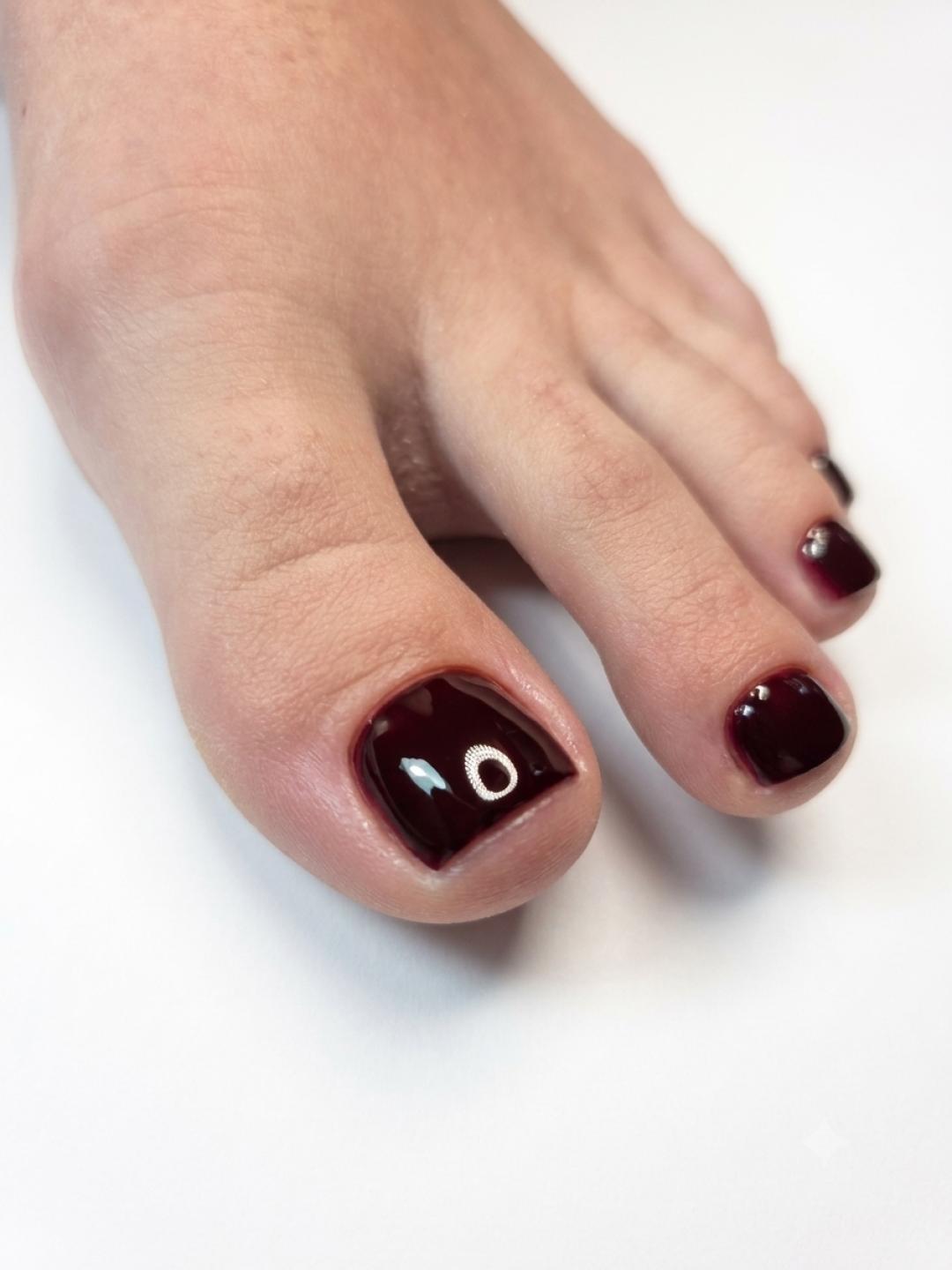 Spa Pedikir sa obradom peta,noktiju+lakiranje+piling masaža stopala - Nail Studio Kućica, Beograd Estetski pedikir Nokti Estetski pedikir, Beograd, Zvezdara